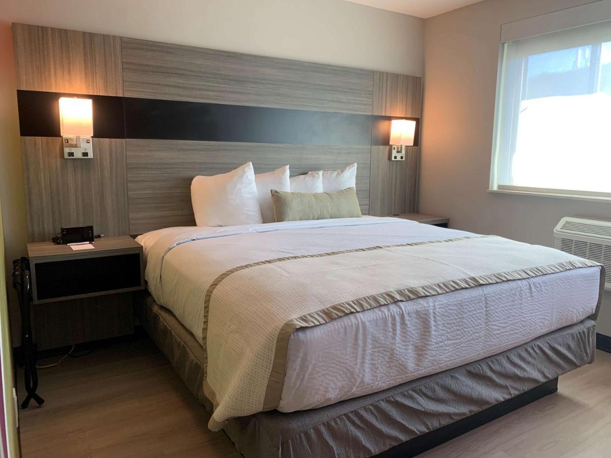 Best Western Plus Brooklyn-Prospect Park ニューヨーク エクステリア 写真